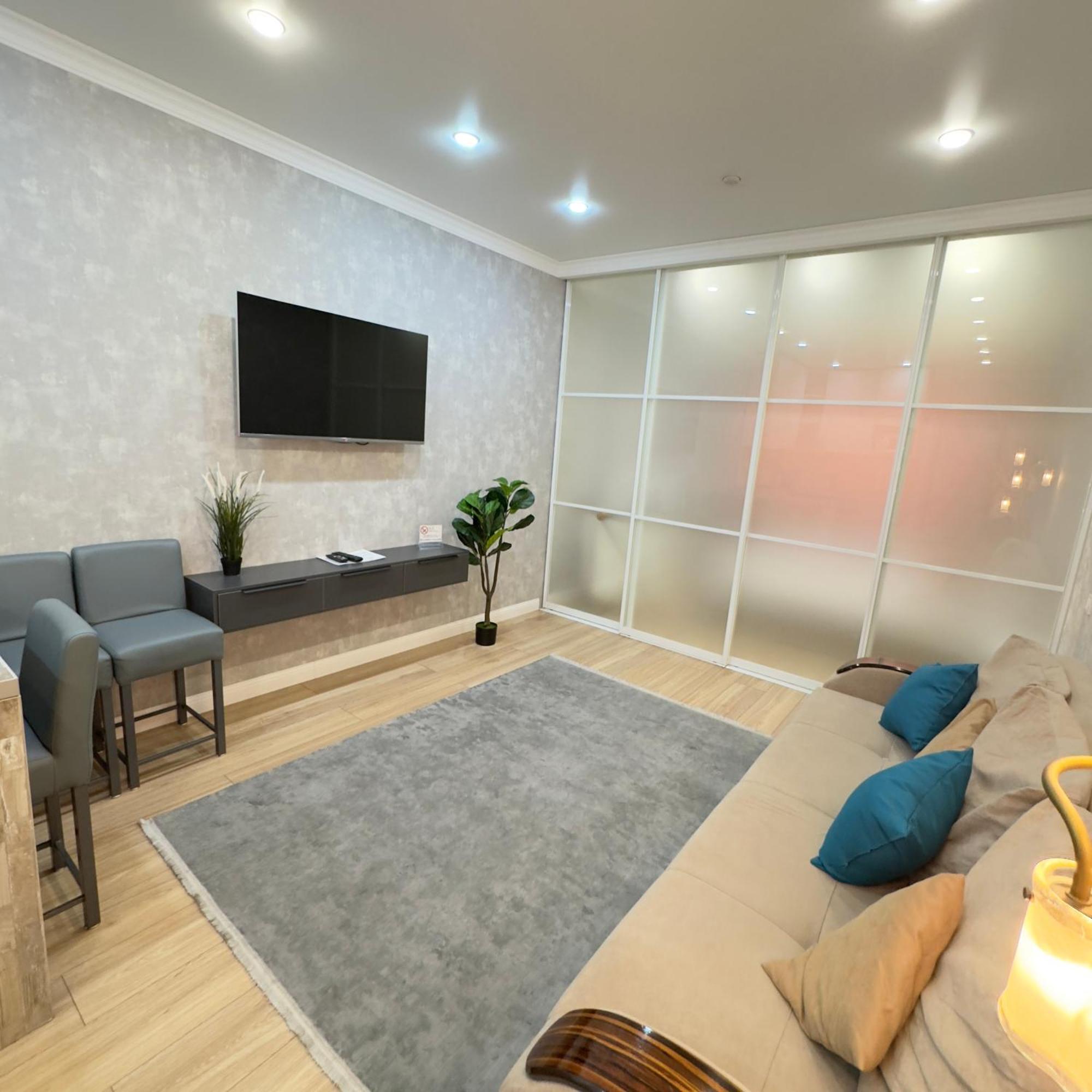 Great Cozy Apt In The Heart Of The City Tu116 アルマトイ エクステリア 写真
